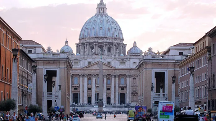 Muzeele Vaticanului redeschise fără mulțimi