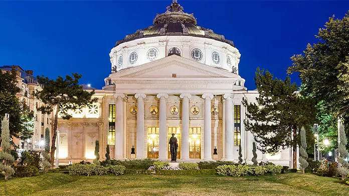 12 Hoteluri de lux din România