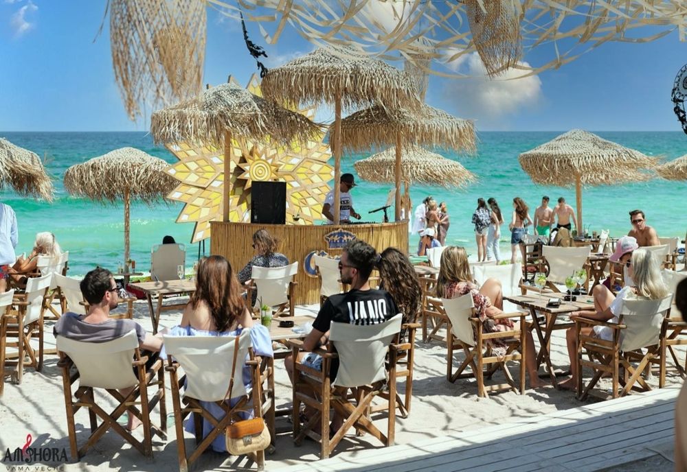 Oferte speciale de Rusalii, pregătite de hotelierii de pe litoral