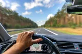 Metoda „mașina fără combustibil” revine în Elveția. Cum îi păcălesc escrocii pe șoferi: mulți infractori ar fi români