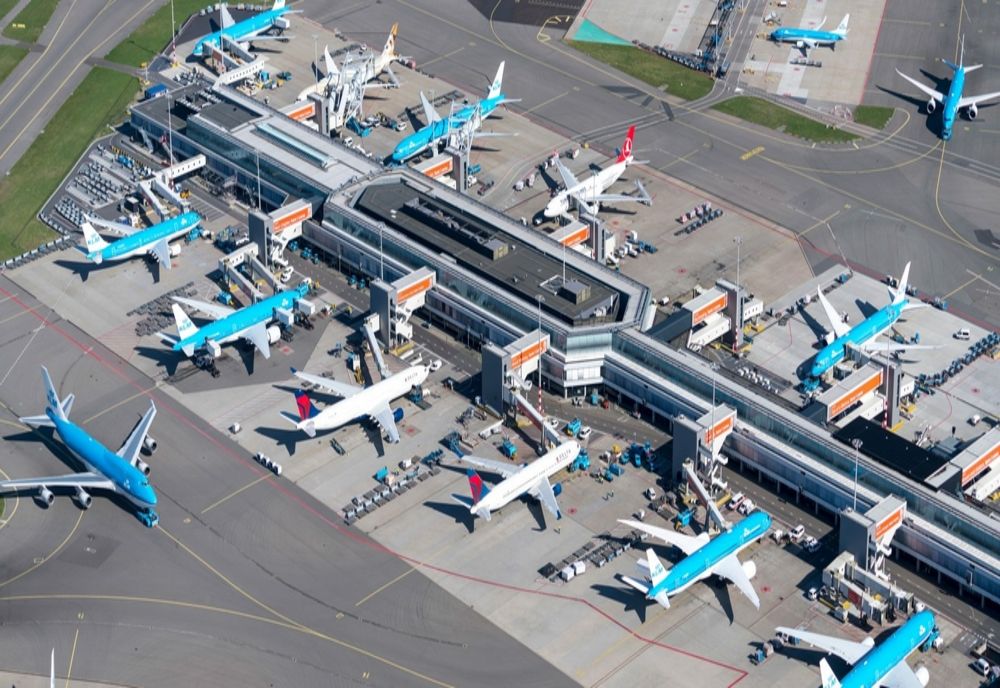 GREVĂ PE AEROPORTUL DIN MUNCHEN. MAJORITATEA ZBORURILOR VOR FI PROBABIL ANULATE